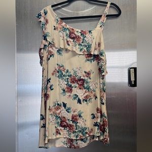 Floral top